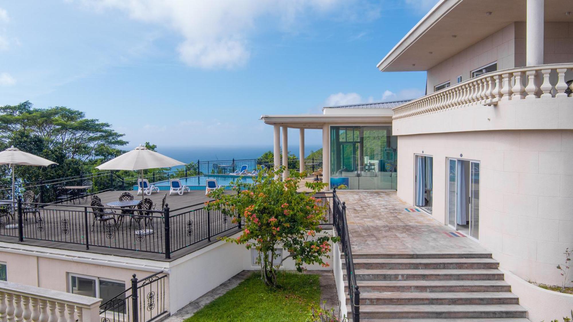 Amanda Villa - Best Value Mountain Top Inn Au Cap Εξωτερικό φωτογραφία
