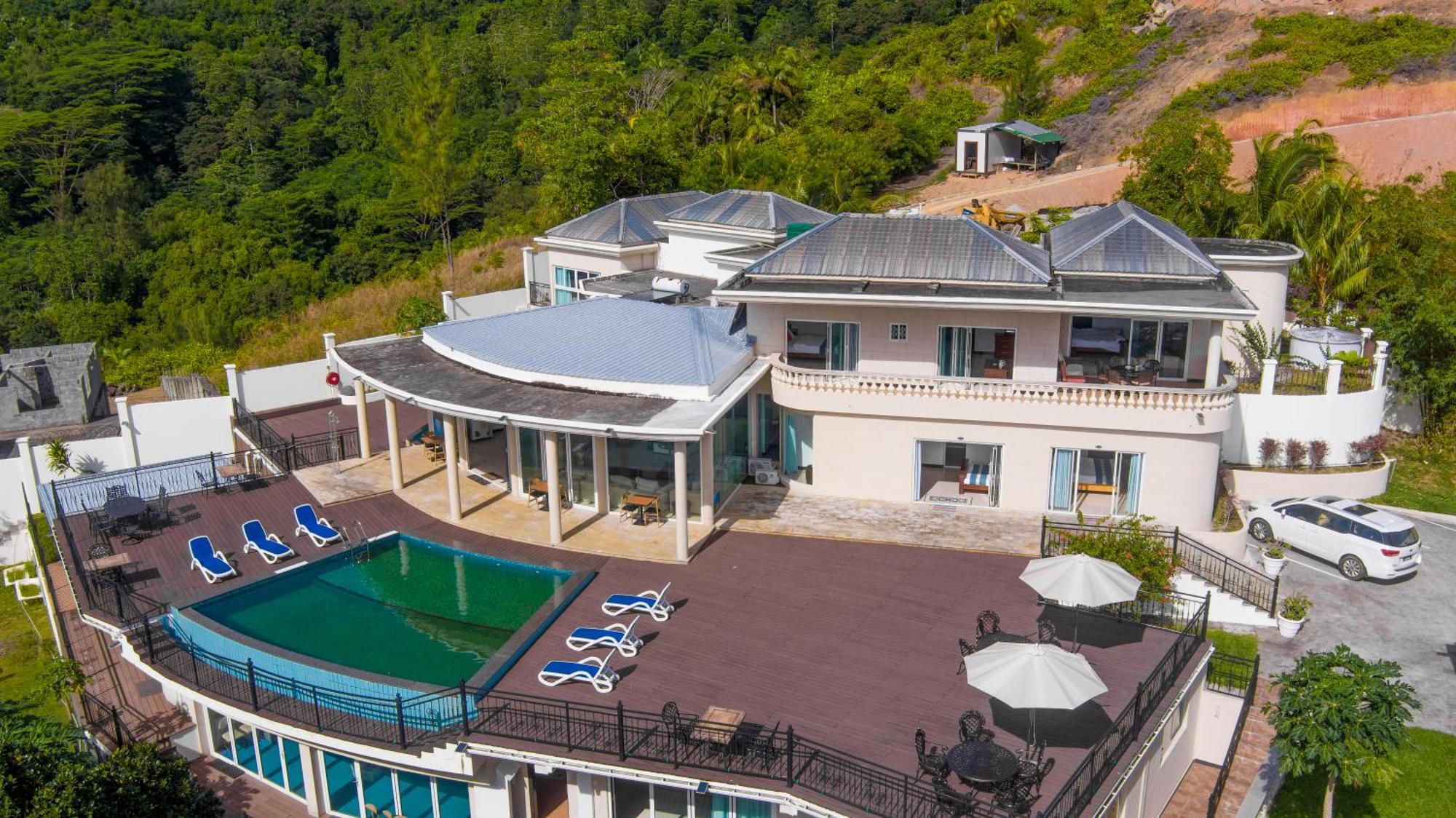 Amanda Villa - Best Value Mountain Top Inn Au Cap Εξωτερικό φωτογραφία