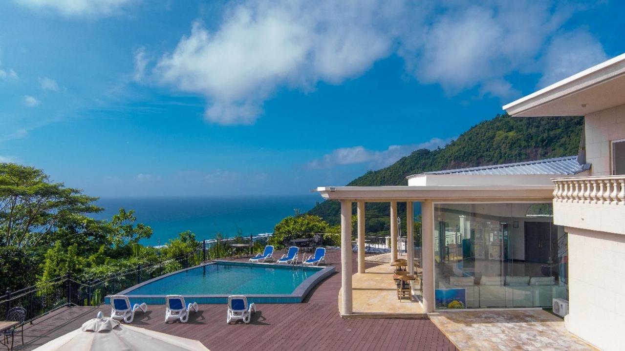 Amanda Villa - Best Value Mountain Top Inn Au Cap Εξωτερικό φωτογραφία